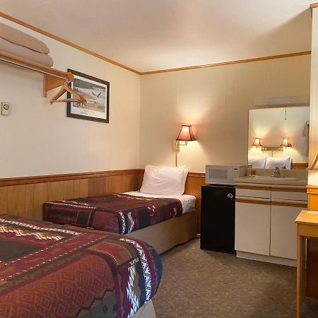 Trail Lake Lodge Moose Pass Экстерьер фото